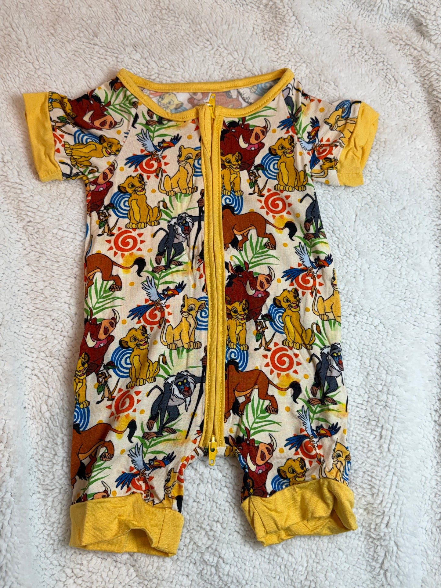 Lion king yellow zippy