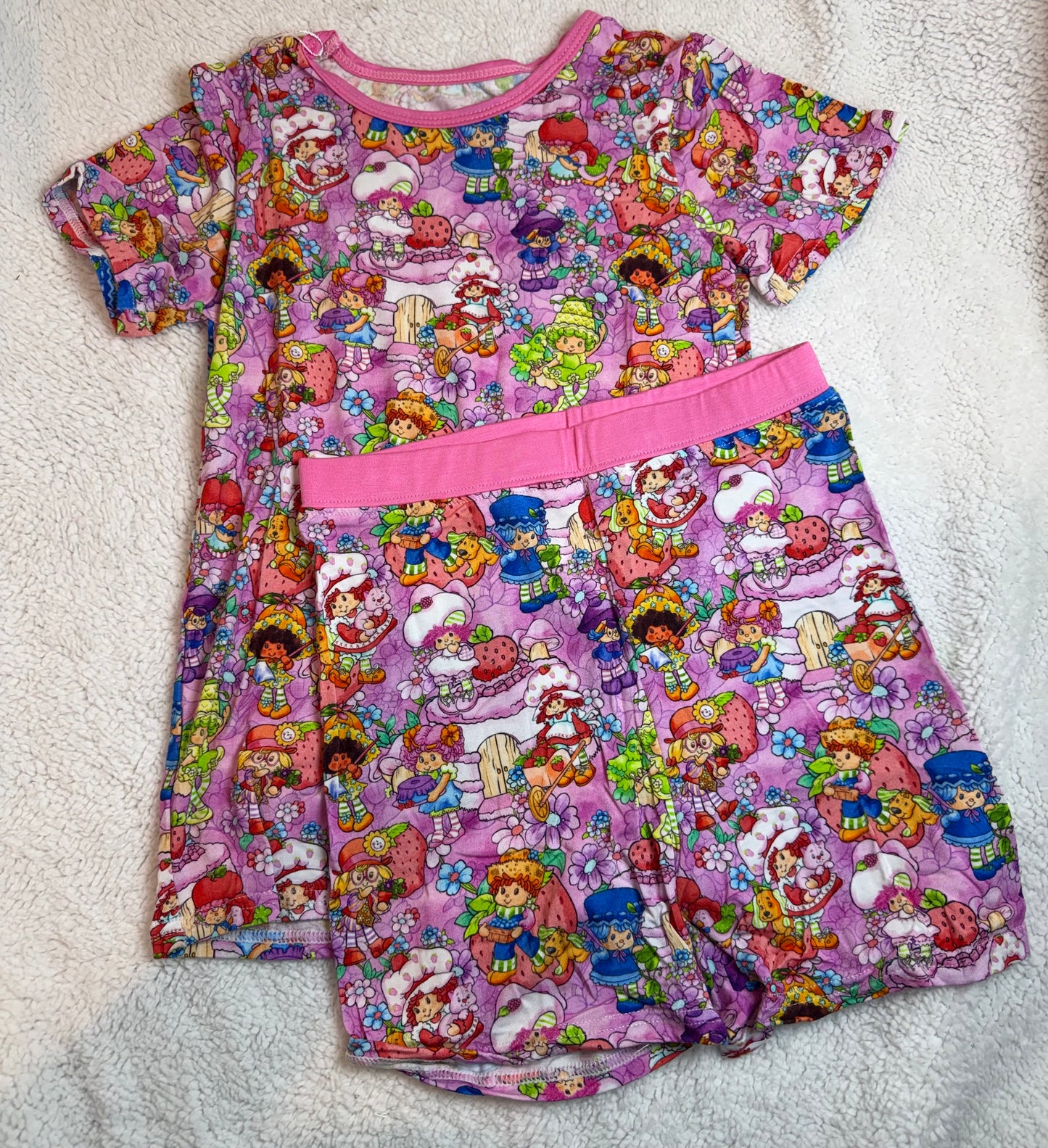 Strawberry shortcake short set