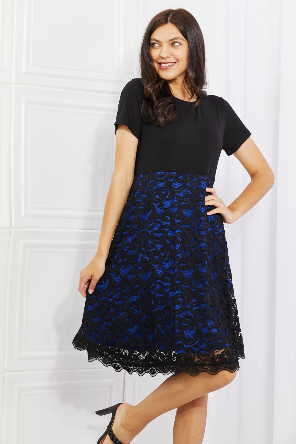 Contrasting Lace Midi Dress