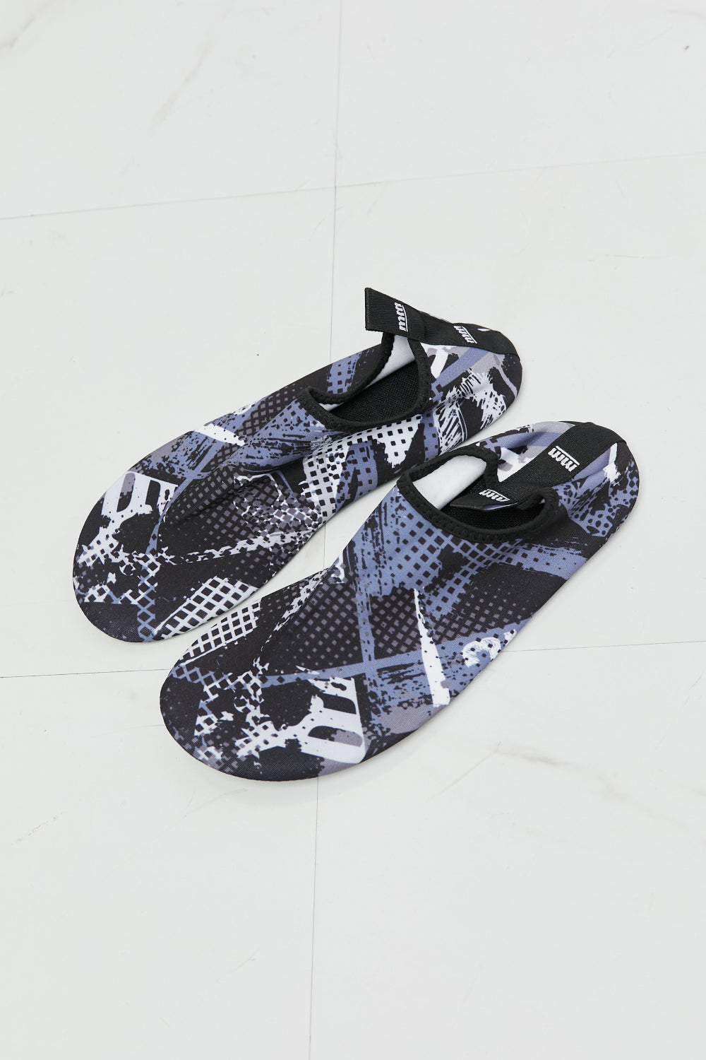 On The Shore Water Shoes in Black Pattern